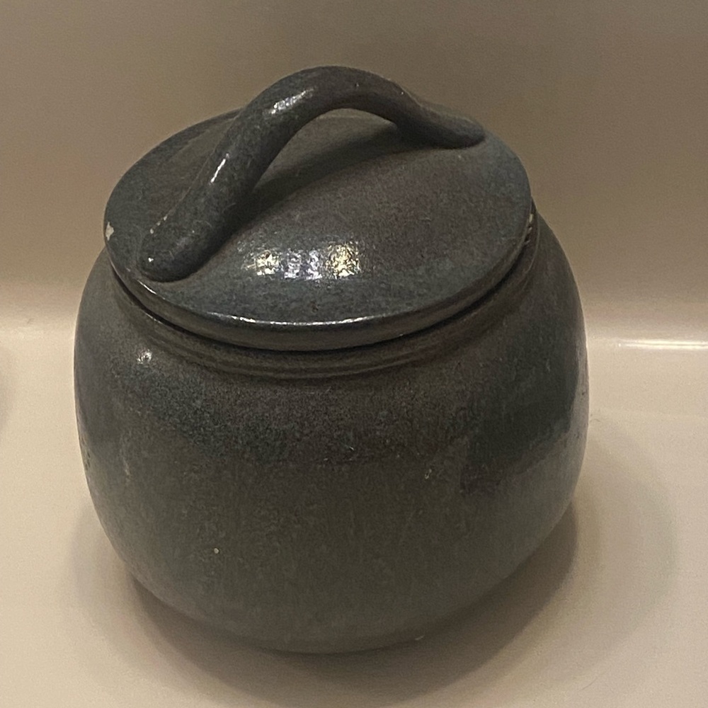 Cute & Elegant Ceramic Jar with Lid in a Pretty Blue/Gray Color